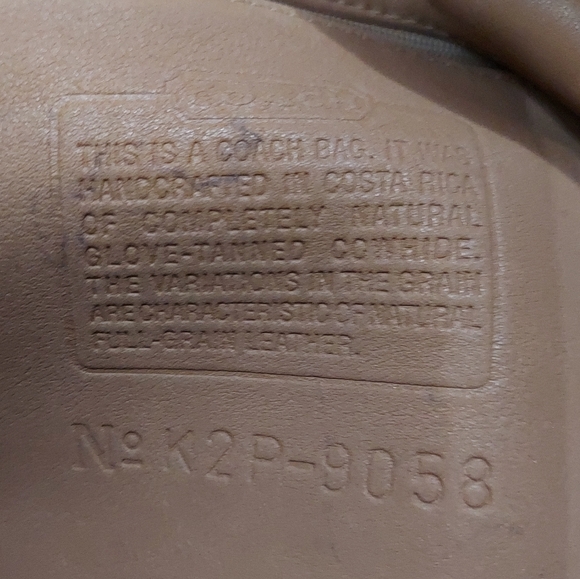 Coach Vintage Leather Shoulder Bag - Picture 8 of 9